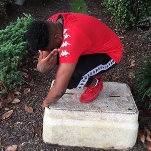 Meet your Posher, Travis